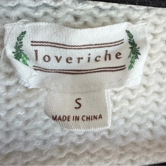 Oversized Cardigan- Color block
Love Riche Grandpa Approved - Picture 6 of 7